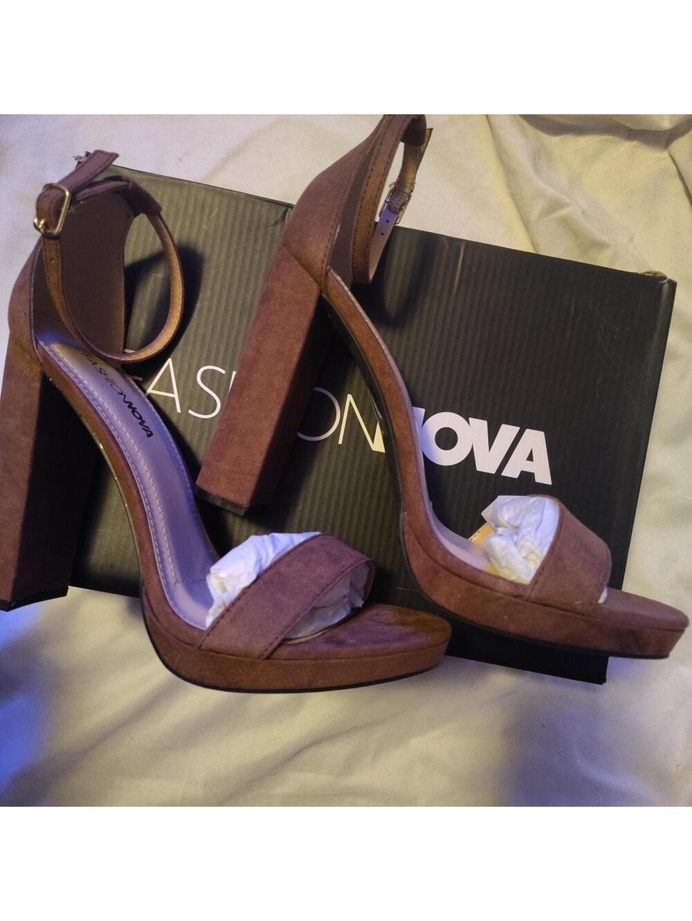 Fashion Nova Morrin Chocolate Brown Tall Heels Size 8 - Picture 3 of 5